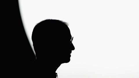 En el momento de su muerte, Jobs, padre de cuatro hijos, tenía un patrimonio neto estimado en más de $7 mil millones.