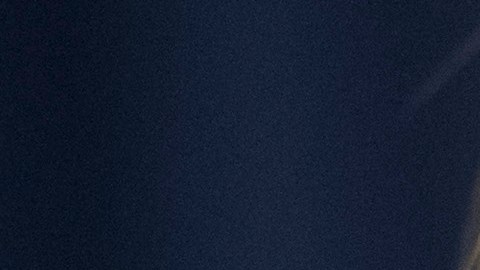 Estrella de televisión conocida como la "Paris Hilton rusa", huye de su país por temor tras criticar guerra de Putin