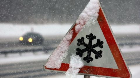 Las temperaturas por debajo de lo normal se presentarán desde el noroeste del Pacífico hacia el este hasta el oeste de los Grandes Lagos y el Panhandle de Alaska.