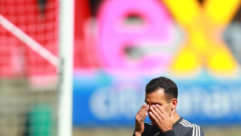 El entrenador Rafael Márquez deberá mejorar su rumbo en España.