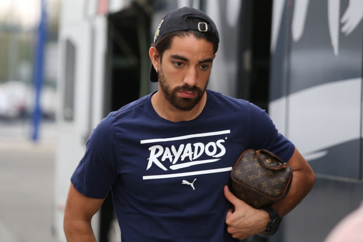 Rodolfo Pizarro dressed up as Batman’s Joker for Halloween and took the opportunity to forget about Monterrey on his vacation