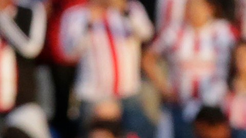 Jugadores de Chivas de Guadalajara durante la tanda de penales del partido de repechaje ante Puebla .