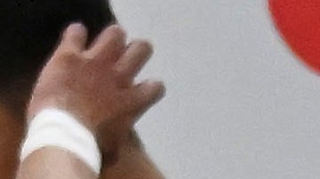 El portero de Toluca, Tiago Volpi en el túnel de vestuarios para el partido final ante Pachuca.