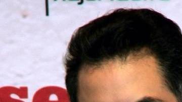 José Eduardo Derbez y su mamá, Victoria Ruffo.