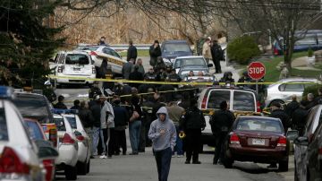La policía del Pittsburgh informó del arresto de dos sospechosos varones relacionados con el tiroteo en la Iglesia Destiny of Faith que dejó seis personas heridas