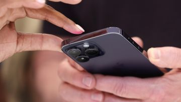 La trabajadora de la salud aconsejó a los usuarios de iPhone mantener actualizada su información médica