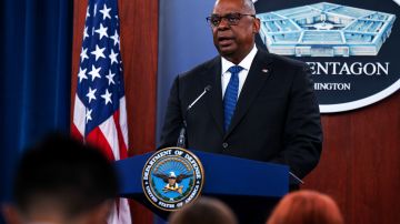 El Secretario de Defensa, Lloyd J. Austin III, realizó una conferencia de prensa en el Pentágono, el 27 de octubre de 2022.