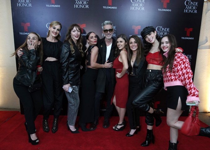 Telemundo próximamente estrenará su nuevo melodrama llamado "El Conde" Amor y Honor", inspirado en una novela clásica