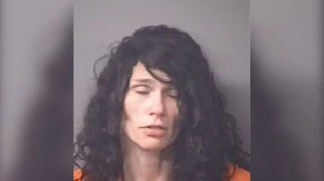 Mujer de Carolina del Norte acusada de intentar castrar a su hijastro de 5 años