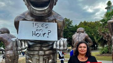 Nancy Trigueros en una protesta a favor de mejorar el salario mínimo