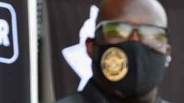 Decenas de oficiales no han podido encontrar a Quinton Simon