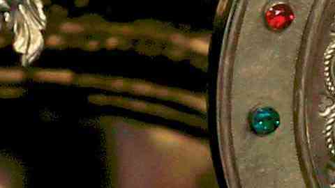 El INAH presume escultura, las redes se burlan