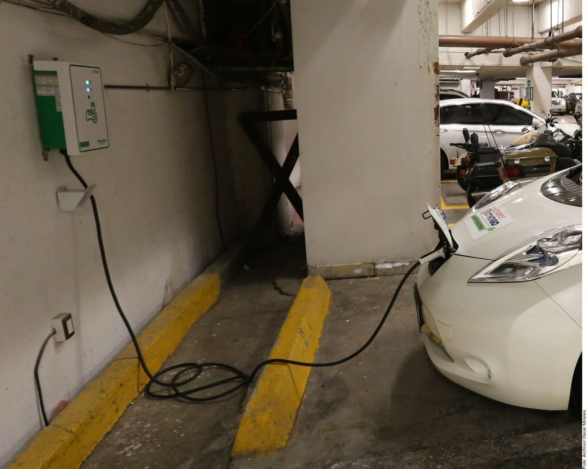Autos eléctricos en México.