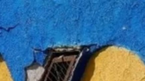 Los rusos trataron de borrar algunos de los símbolos de la ciudad de Jerson vinculados a Ucrania.