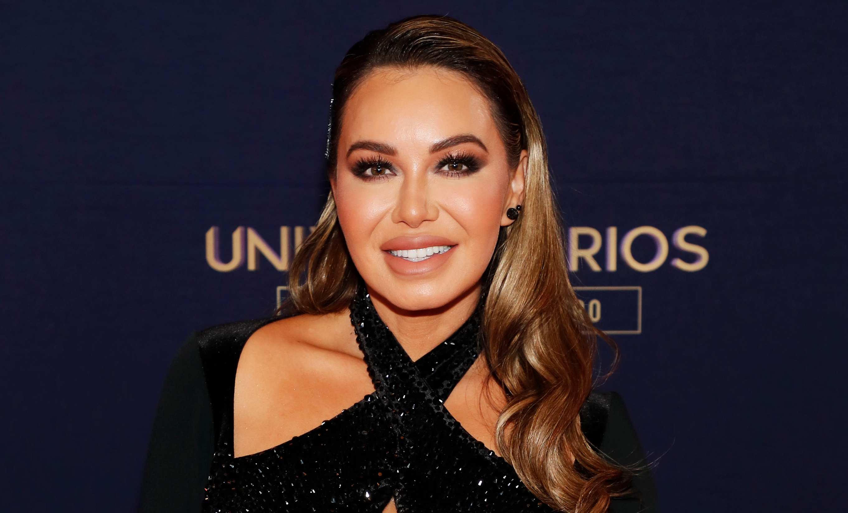 wearing-a-body-with-a-honeycomb-print-chiquis-rivera-presents-her-new