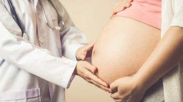 $80,000 dólares debe pagar una mujer después de tratarse por embarazo ectópico en Nueva York