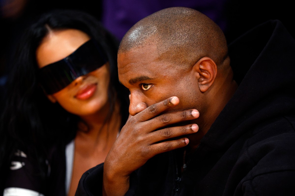 Adidas termina su relación Kanye West, Ye, ante sus comentarios - La Opinión