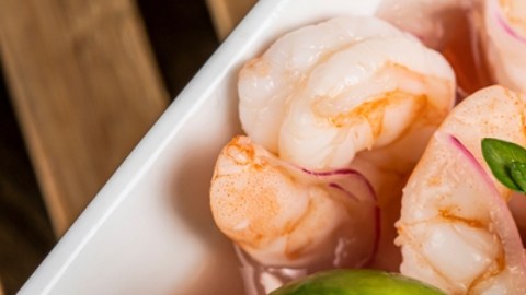 Enfermera entró en coma después de comer mariscos y asegura haber “encontrado a Dios”