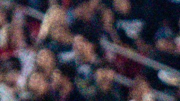 Acción del partido entre las preparatorias Garfield (blanco) y Roosevelt (negro).