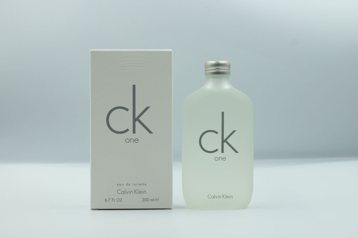 4 perfumes Calvin Klein para mujer mejor calificados en Amazon - La Opinión