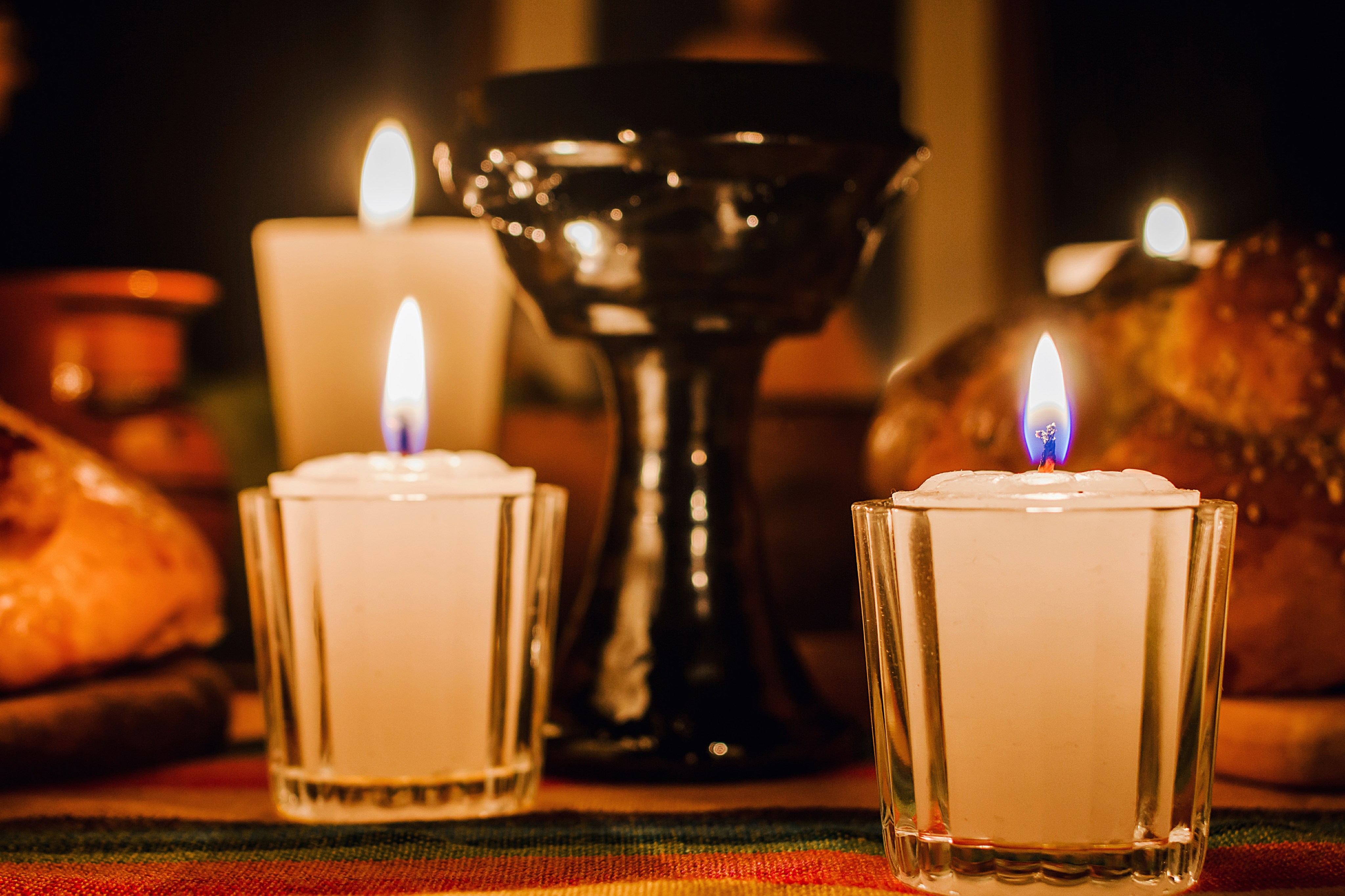 Día de las Velitas: ¿Qué simboliza cada color y cuántas velas puedo poner?  - Tikitakas
