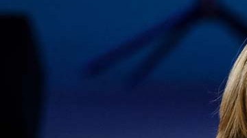 Clinton dice que los republicanos son una amenaza en el país si ganan elecciones 2022.