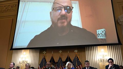 Stewart Rhodes es culpado por conspiración en el ataque al Capitolio.