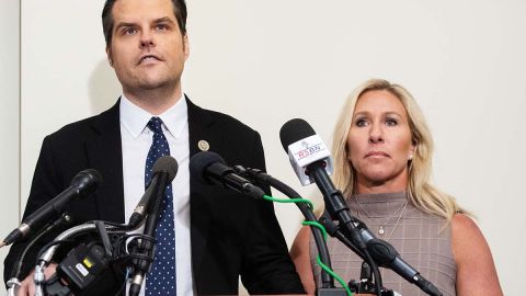 Matt Gaetz y Marjorie Taylor Green son conocidos como partidarios de extrema derecha de Donald Trump.