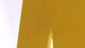 Aislinn Derbez disfruta su soltería.