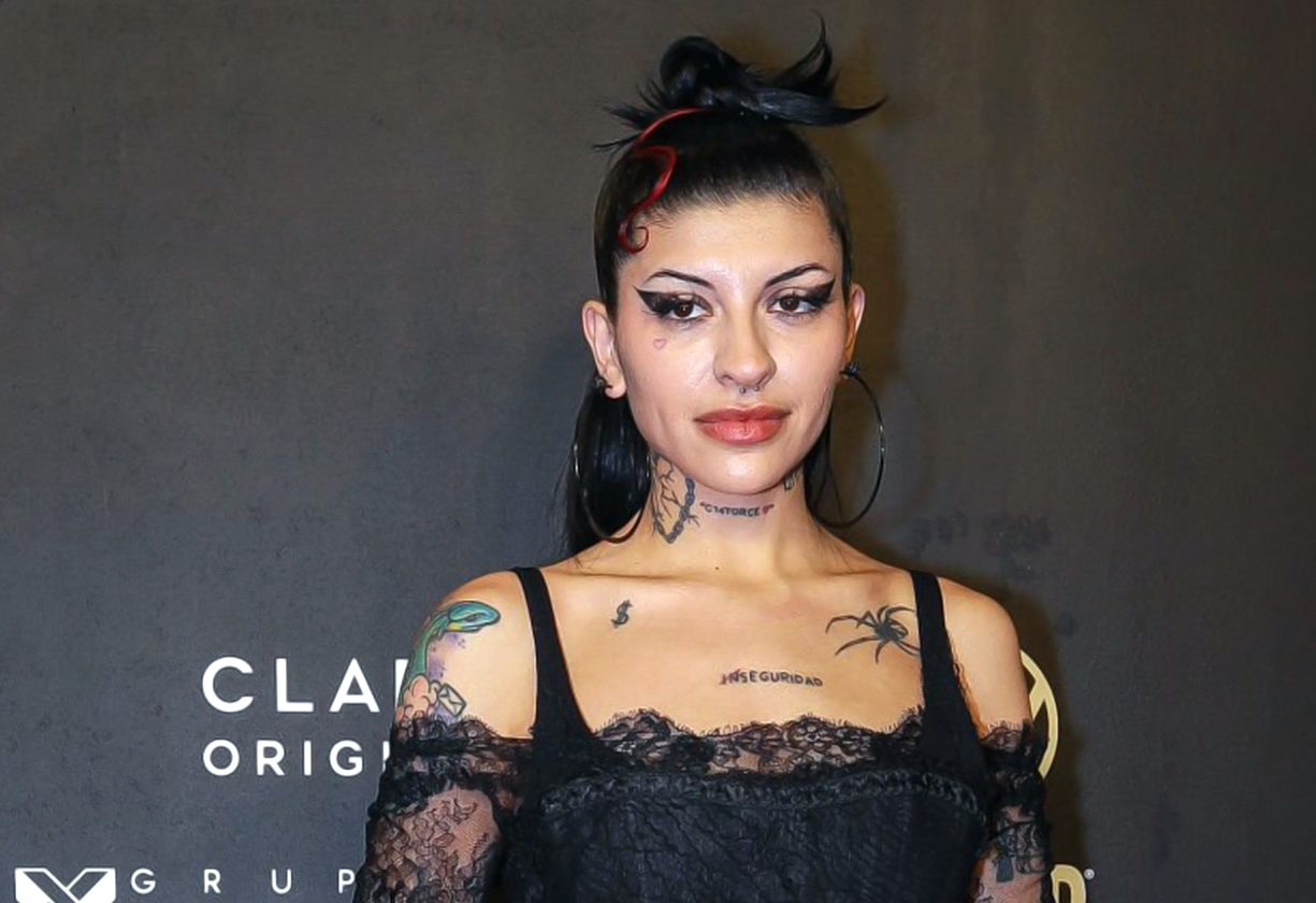 Cazzu, novia de Christian Nodal, estrena tatuaje en el abdomen que impactó  a sus fans - La Opinión