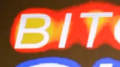 Cómo el "criptocrash" expone los riesgos de la apuesta de Bukele por el bitcoin en El Salvador
