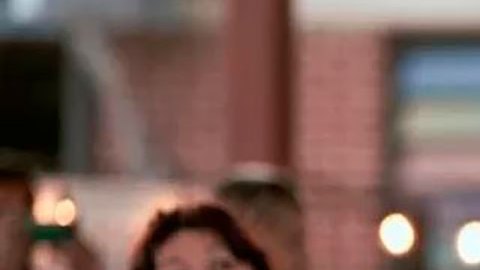 "Son demasiados y vienen a aprovecharse": el radical mensaje que atrae a latinos hacia la derecha conservadora en EE.UU.