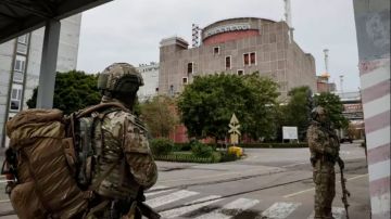 Ucrania | "¡Están jugando con fuego!": fuertes explosiones en la zona nuclear de Zaporiyia controlada por Rusia
