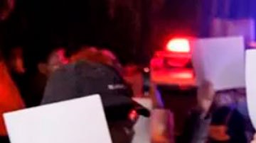 Barricadas y detenciones en China tras las inusuales protestas contra Xi Jinping y su gobierno por el manejo de la pandemia