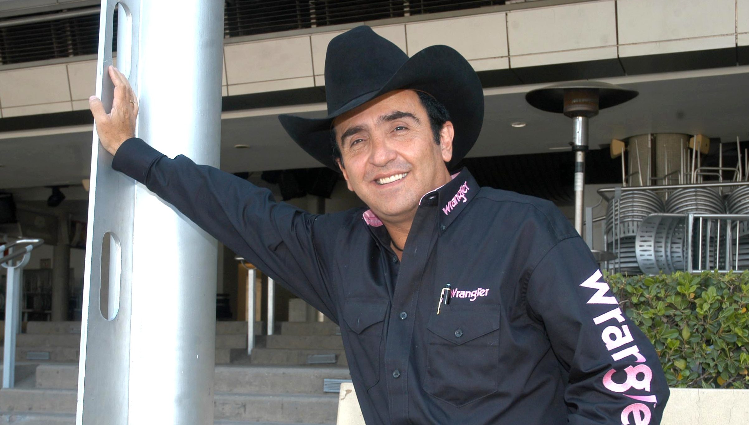 ¡inesperado Vicente Fernández Jr Confiesa Que Incursionaría En Onlyfans La Opinión 