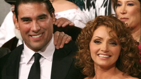 Angélica Rivera y Eduardo Yáñez se reencuentran a 15 años de protagonizar la telenovela 'Destilando Amor'.