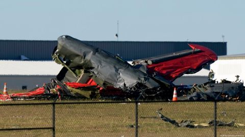 Las autoridades confirman seis muertos en el accidente de ayer en Dallas