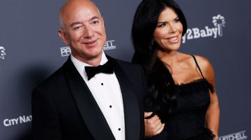El fundador de Amazon Jeff Bezos dijo que está “construyendo la capacidad para poder regalar" el dinero de su fortuna a causas sociales y para combatir el cambio climático.