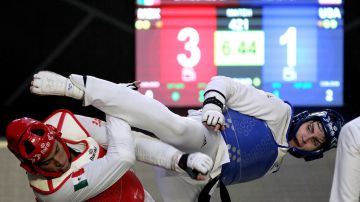 Carlos Sansores sumó tercera dorada para México en el Mundial de Taekwondo.