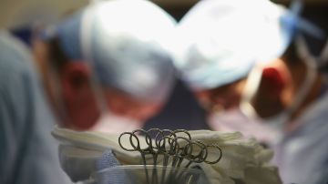 Cirujanos extraen granada activa alojada en el pecho de “bomba humana” rusa