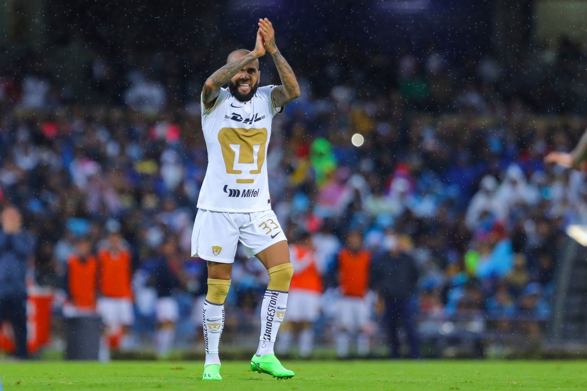Dani Alves estará en la Copa del Mundo.