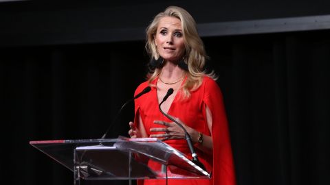 Jennifer Siebel Newsom es esposa del gobernador de California, Gavin Newsom.