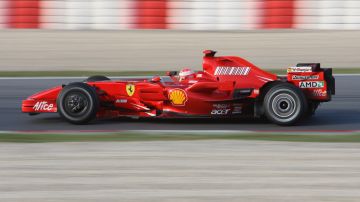Fanático anónimo paga más de 14 millones de dólares por Ferrari de Schumacher