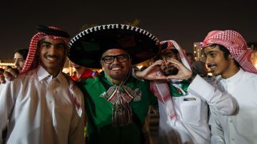 Fanáticos de México en Qatar 2022.