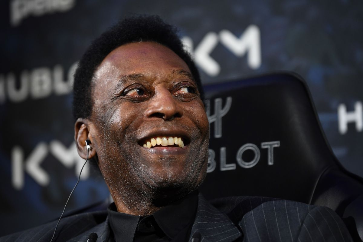 Pelé, fallecida leyenda del fútbol.