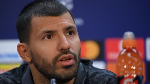 Sergio 'Kun' Agüero en una rueda de prensa cuando era jugador del FC Barcelona.