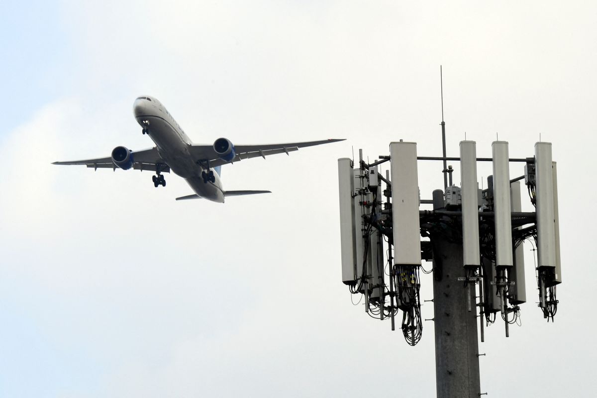 Las nuevas reguaciones permiten que el "modo avión" se convierta en una función obsoleta