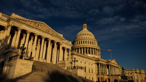 Si los republicanos ganan control del Congreso, habrá un gobierno dividido durante dos años.