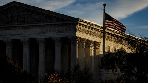 La Corte Suprema escuchó argumentos sobre las prioridades de deportación de la Administración Biden.