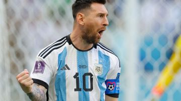 Lionel Messi marcó el primer gol de Argentina en el mundial de Qatar 2022.